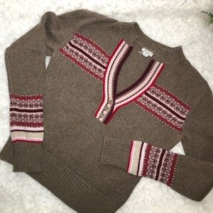 American Eagle Sweater